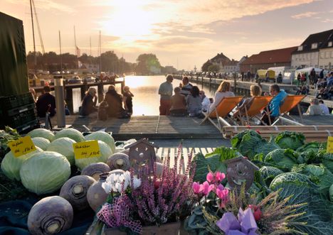 Hafen in Glückstadt zur Abendstunde